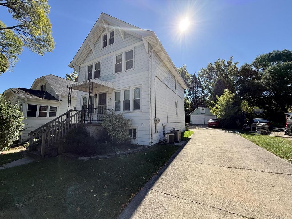Photo of 8751 W Maple STREET, West Allis, WI 53214 (MLS # 1938877)