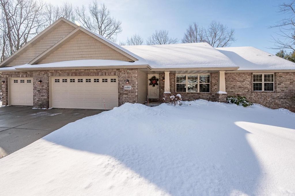 Photo of 6885 Ireland TRAIL, Sobieski, WI 54171 (MLS # 50322477)