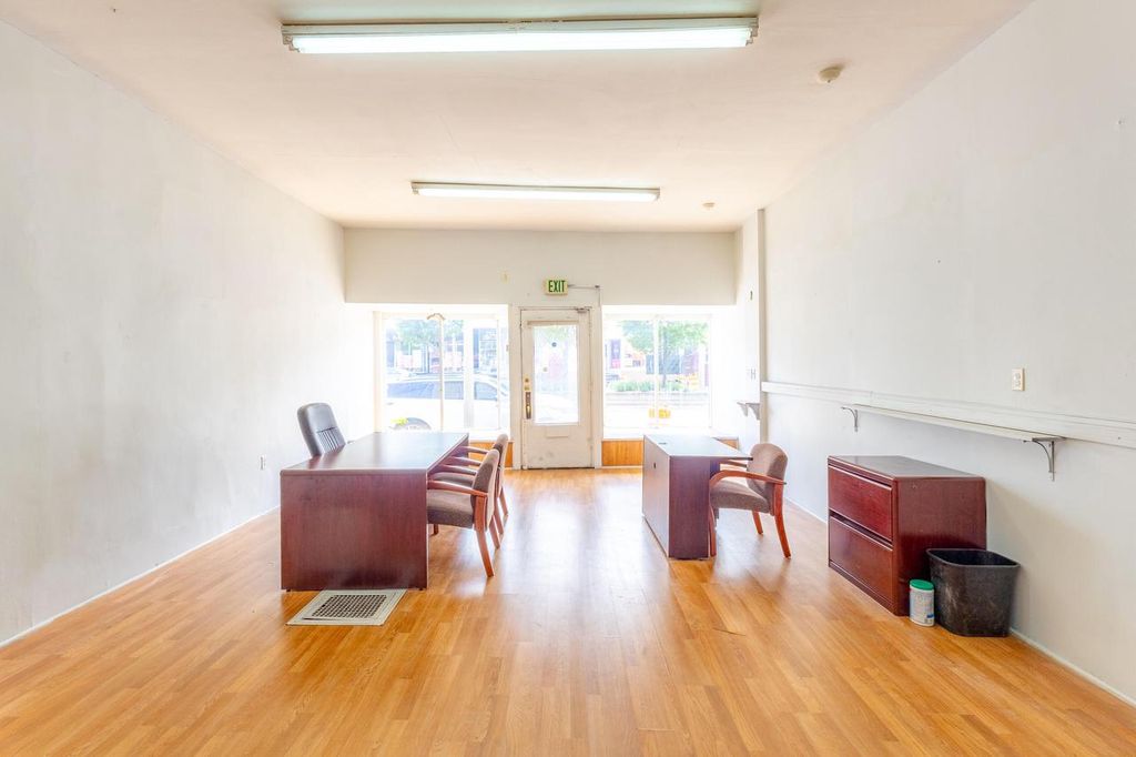 Photo of 3408 W National AVENUE, Milwaukee, WI 53215 (MLS # 1955633)