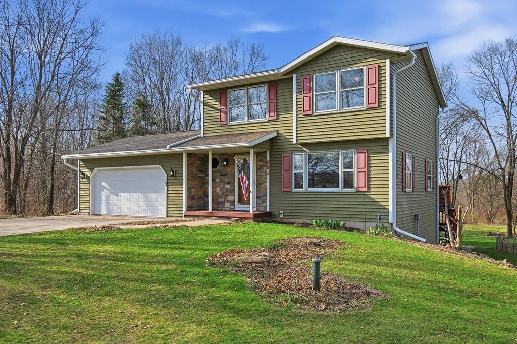 Photo of 504 County Road N Rd, Stoughton, WI 53589 (MLS # 2017088)