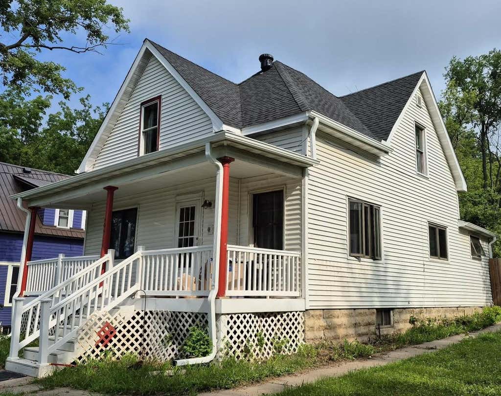 Photo of 406 Melby STREET, Westby, WI 54667 (MLS # 2029304)