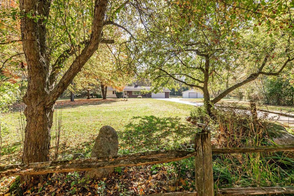 Photo of W5198 Pa-Tray LANE, Merrill, WI 54452 (MLS # 1945141)