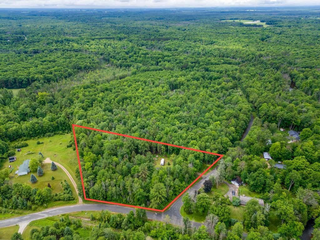 Photo of W7194 Woodduck LANE, Crivitz, WI 54114 (MLS # 50329596)