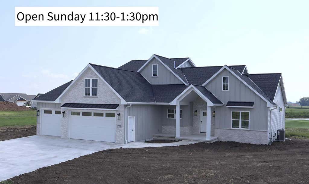 Photo of 773 Royal St Pats DRIVE, Wrightstown, WI 54180 (MLS # 50330577)