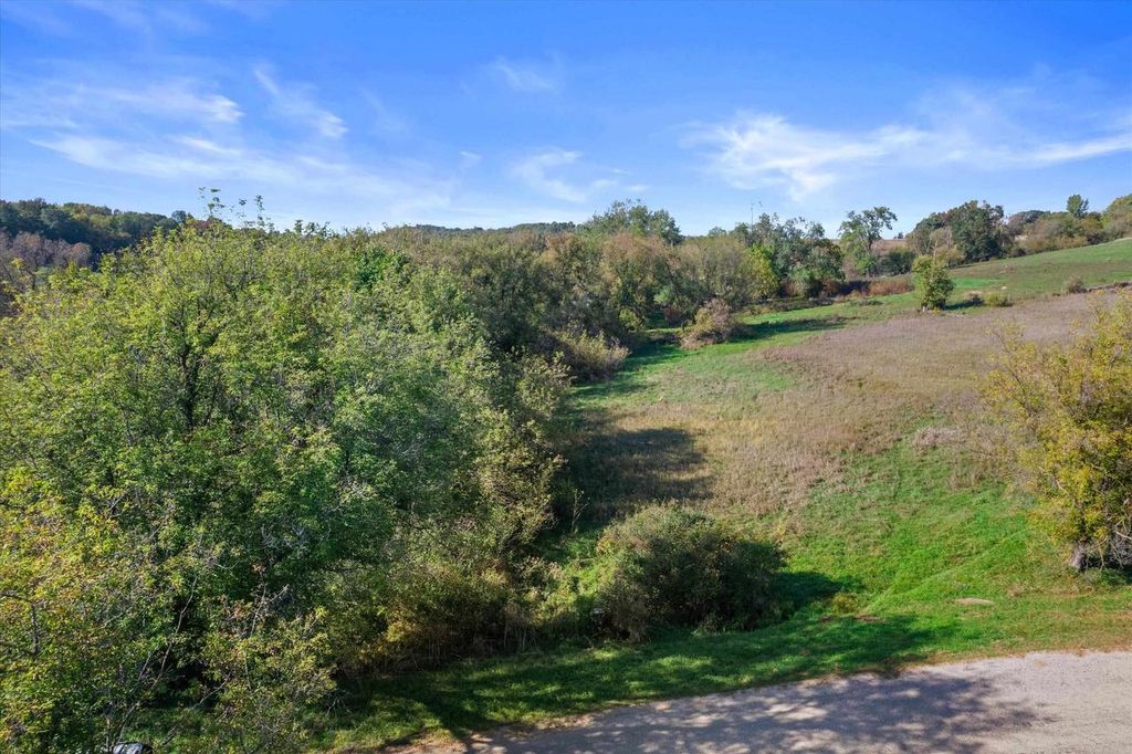 Photo of 2594, 2595,2596 Amsterdam COURT, La Valle, WI 53941 (MLS # 2010281)