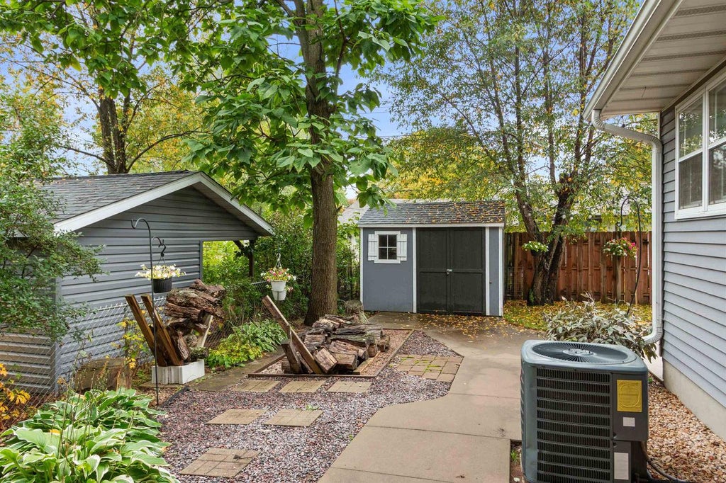 Photo of 1210 19th Street S, Wisconsin Rapids, WI 54494 (MLS # 22604908)