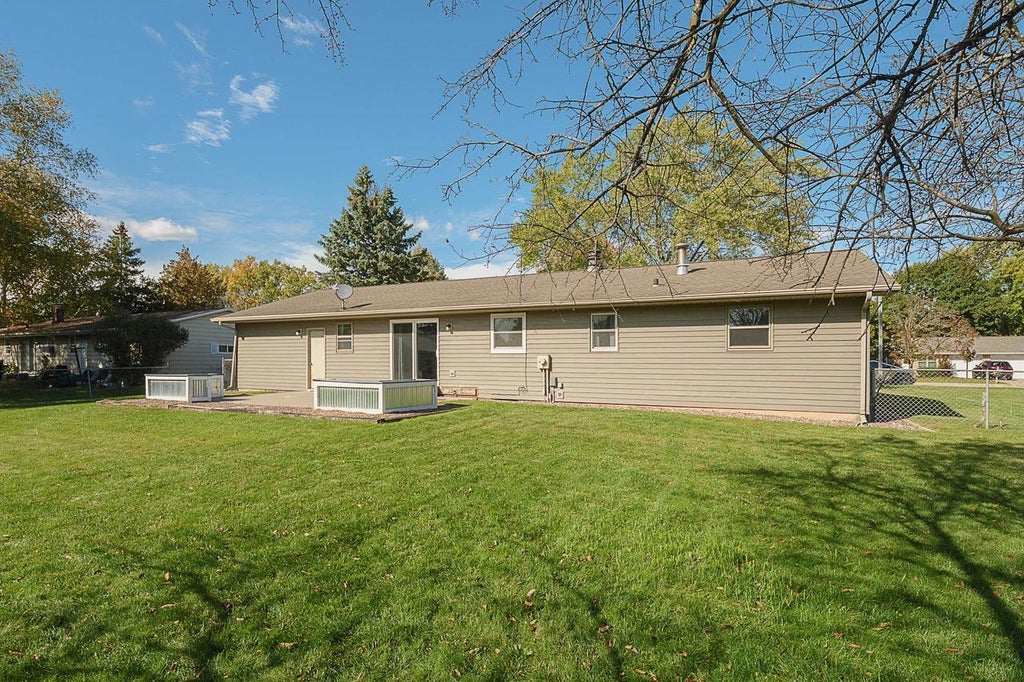 Photo of 2687 Lavender LANE, Green Bay, WI 54313 (MLS # 50334625)