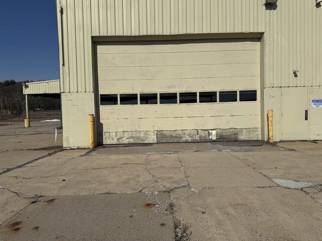 Photo of 809 S 62nd AVENUE #7.3 acres, Wausau, WI 54401 (MLS # 22401566)