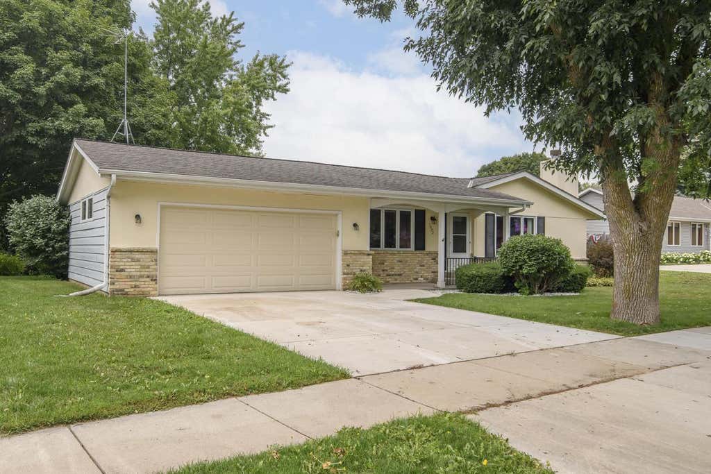 Photo of 1527 N Holden STREET, Port Washington, WI 53074 (MLS # 1974796)