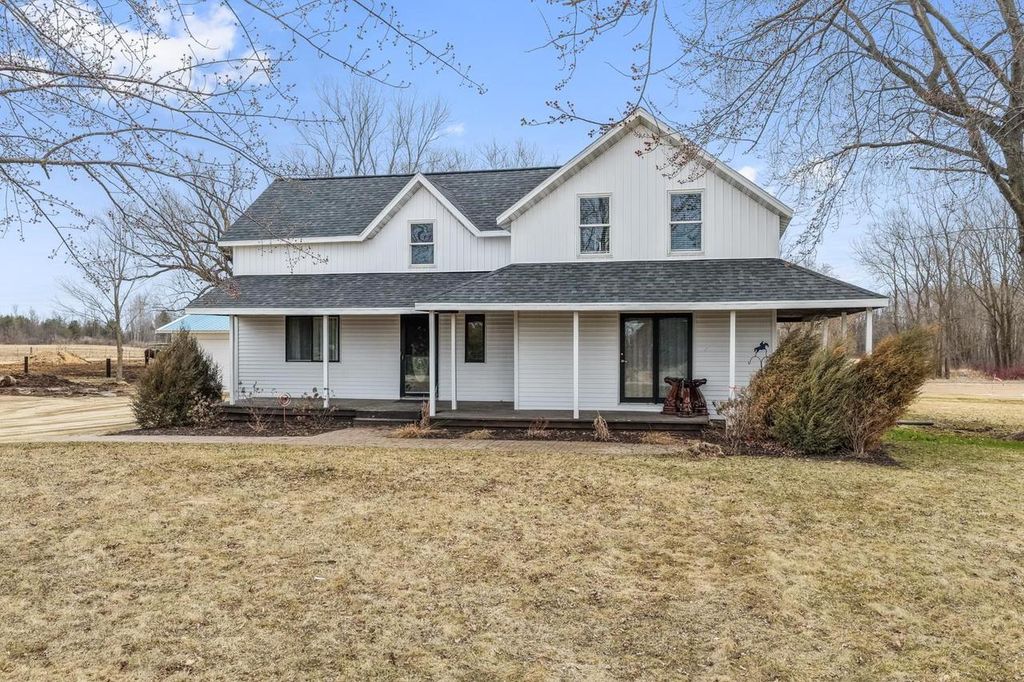 Photo of 5904 County Road J, Oconto, WI 54153 (MLS # 50324322)