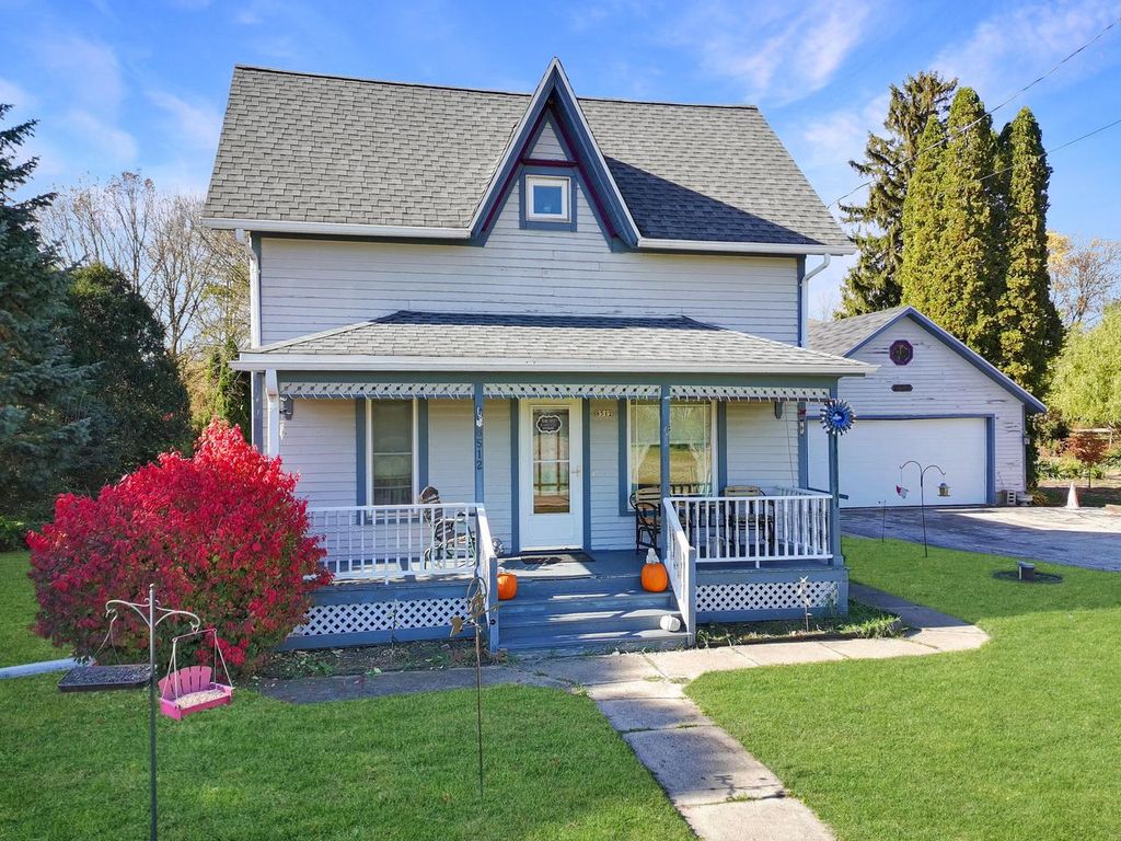 Photo of 8512 Caldwell ROAD, Mukwonago, WI 53149 (MLS # 1942383)