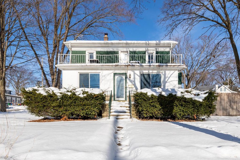 Photo of 106 Union STREET, Hartford, WI 53027 (MLS # 1945367)