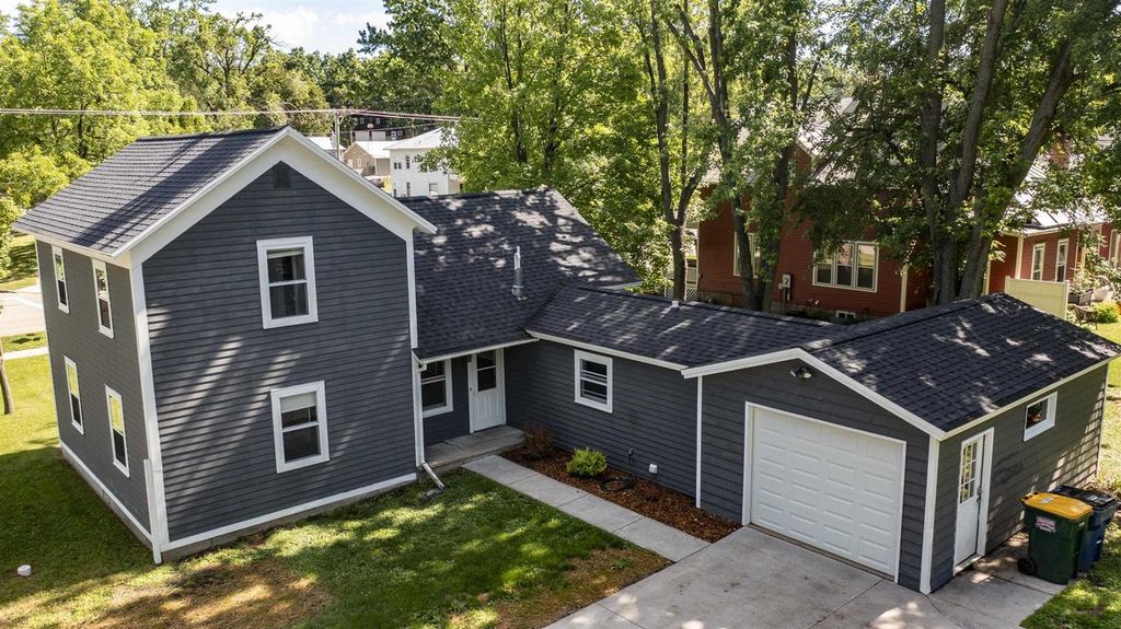 Photo of 201 Mill STREET, Amherst, WI 54406 (MLS # 50327686)