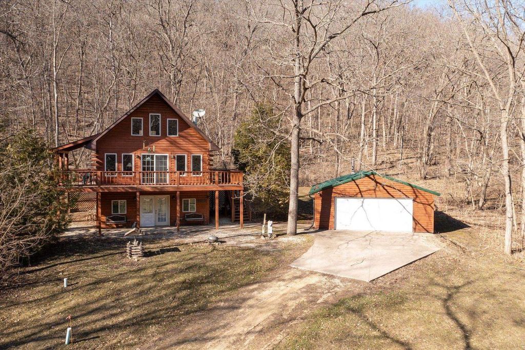 Photo of E1422 A Battle Hollow ROAD, De Soto, WI 54624 (MLS # 50323134)