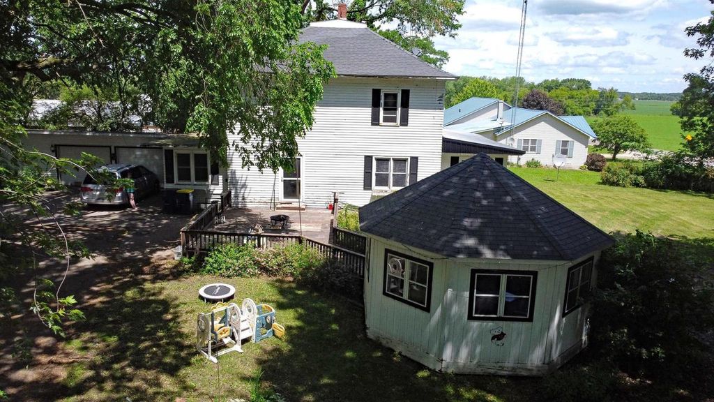 Photo of N3225 County Road K, Mauston, WI 53948 (MLS # 2011075)