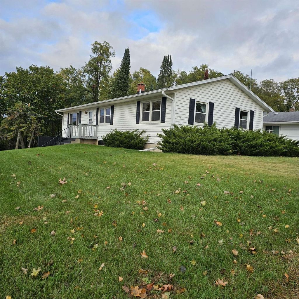 Photo of 501 E Albert STREET, Portage, WI 53901 (MLS # 2011125)