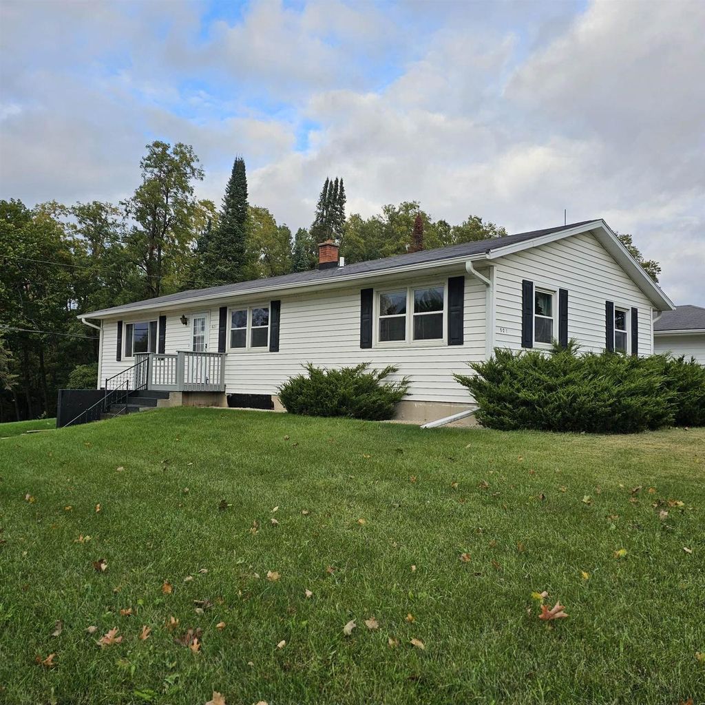 Photo of 501 E Albert STREET, Portage, WI 53901 (MLS # 2011125)