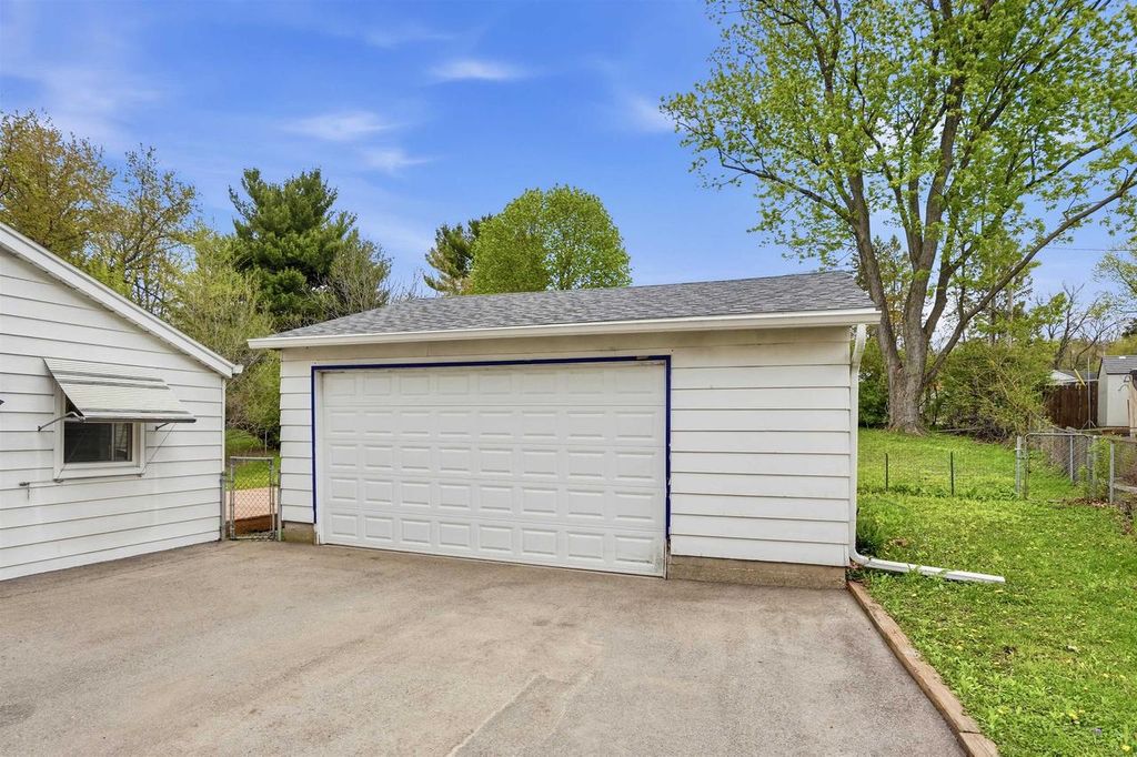 Photo of 4417 Jay DRIVE, Madison, WI 53704 (MLS # 2022285)