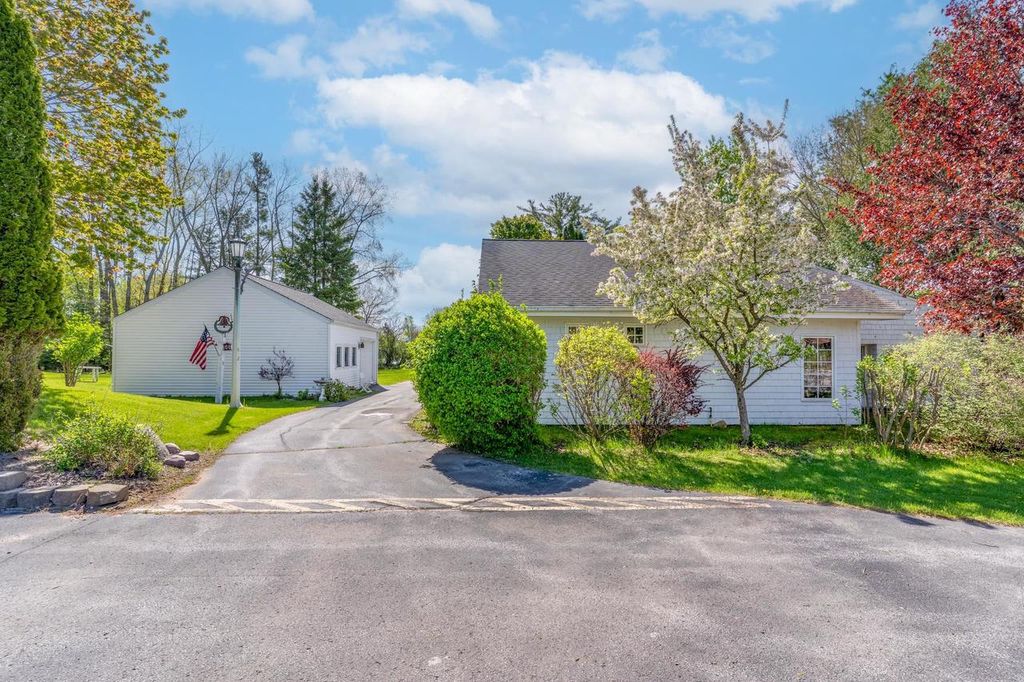 Photo of 612 N Main STREET, Oconto Falls, WI 54154 (MLS # 50325703)