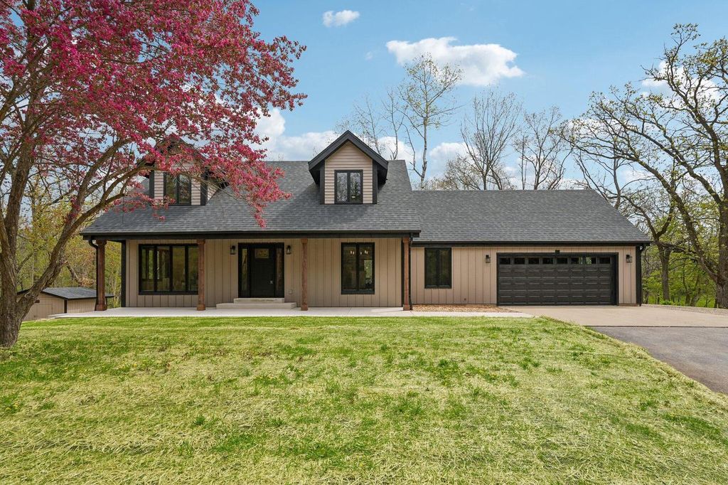 Photo of S64W35601 Piper ROAD, Eagle, WI 53119 (MLS # 1960610)