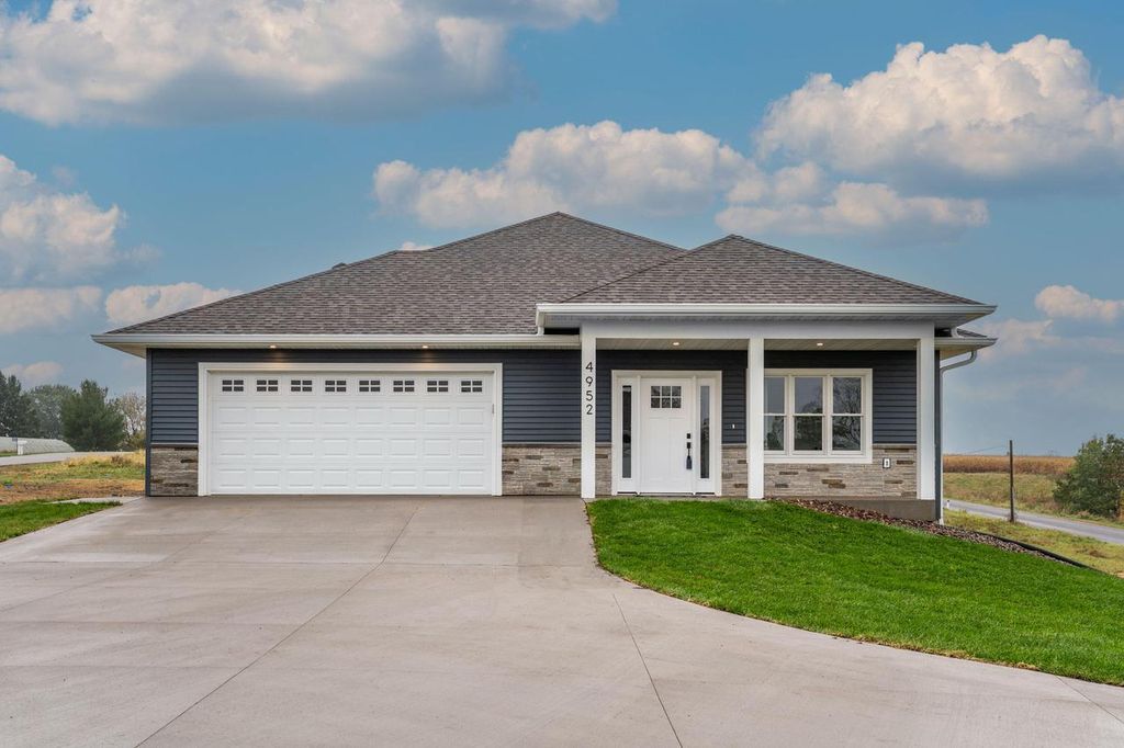 Photo of W4952 Battlestone Station ROAD #25, La Crosse, WI 54601 (MLS # 1939726)