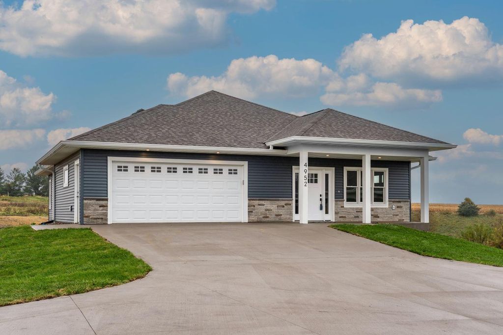 Photo of W4952 Battlestone Station ROAD #25, La Crosse, WI 54601 (MLS # 1939726)