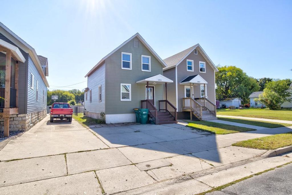 Photo of 1851 Wisconsin STREET, Marinette, WI 54143 (MLS # 50316348)