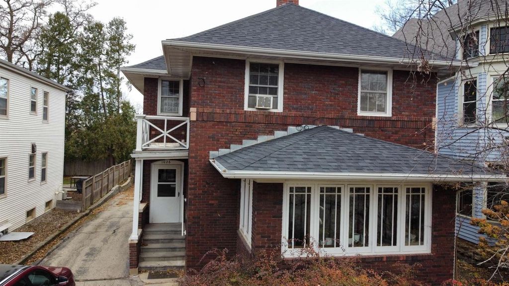 Photo of 1026 Spaight STREET, Madison, WI 53703 (MLS # 2014542)