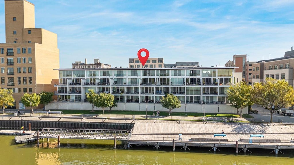 Photo of 101 Cherry STREET #208, Green Bay, WI 54301 (MLS # 50334332)