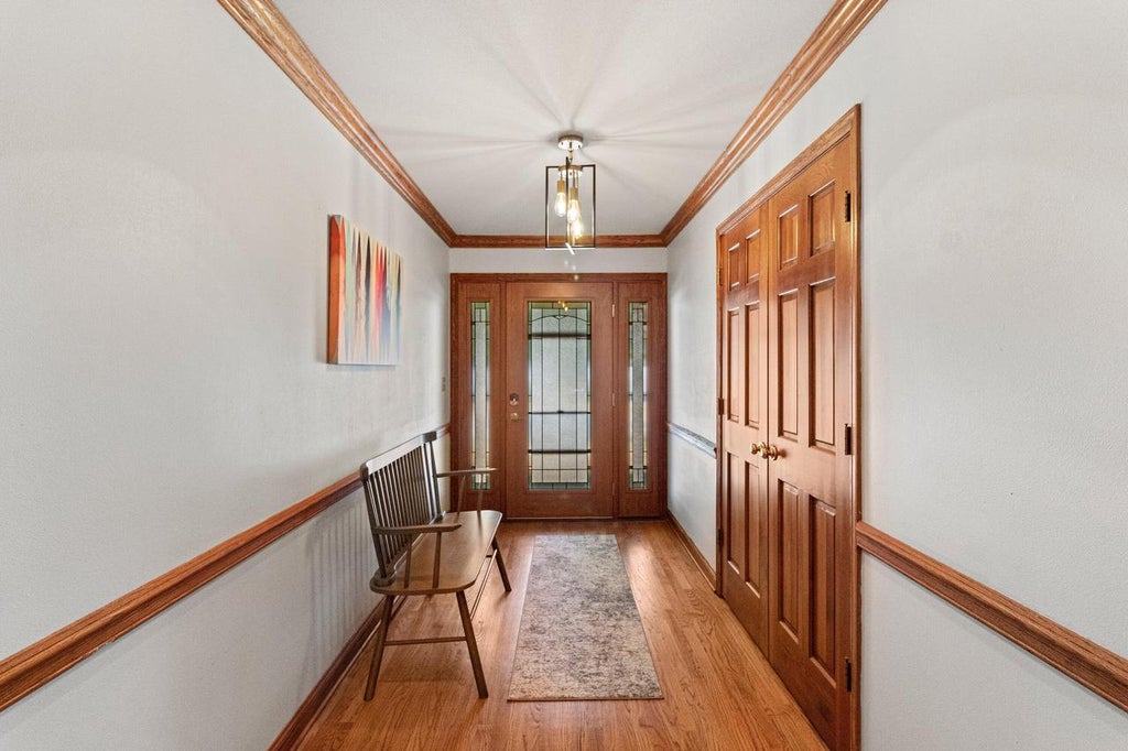 Photo of 7727 W Maple Ridge COURT, Franklin, WI 53132 (MLS # 1977827)