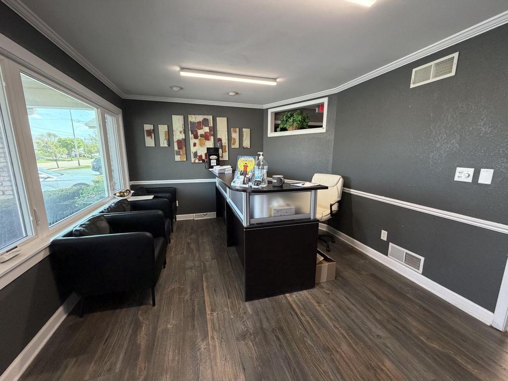 Photo of 7520 39th AVENUE, Kenosha, WI 53142 (MLS # 1960880)