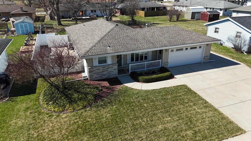 Photo of 1155 Ontario DRIVE, Janesville, WI 53545 (MLS # 2019087)
