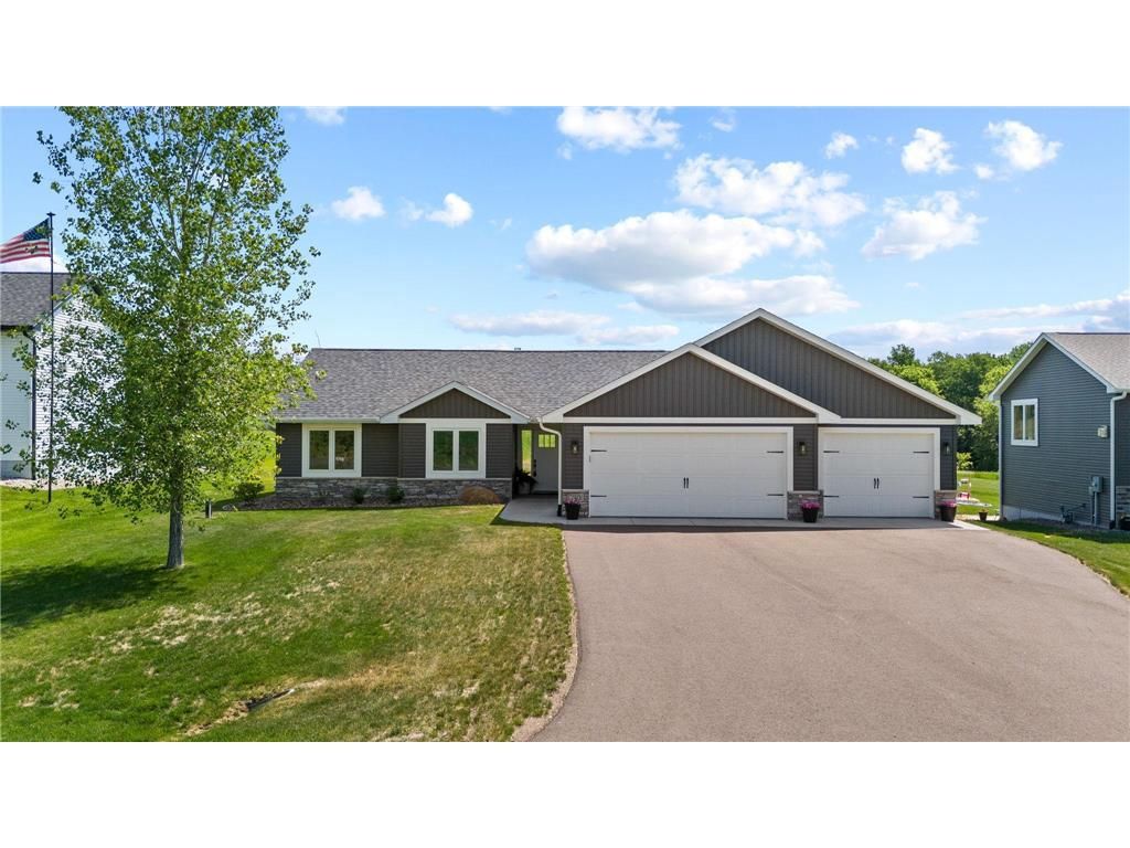 Photo of 740 161st ST, Hammond, WI 54015 (MLS # 7082673)