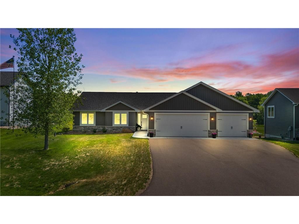 Photo of 740 161st ST, Hammond, WI 54015 (MLS # 7082673)