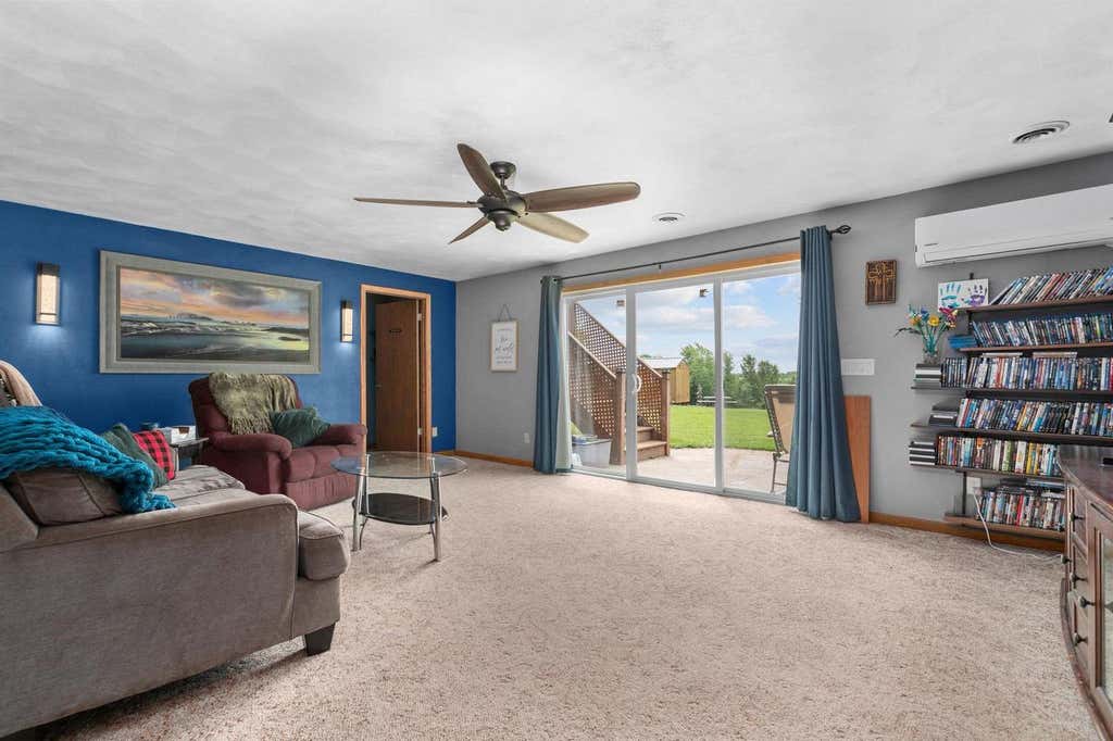 Photo of 110 Honeysuckle DRIVE, Hortonville, WI 54944 (MLS # 50329787)