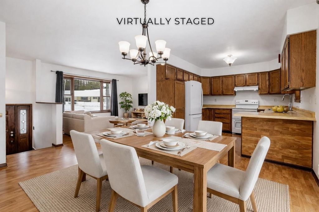 Photo of 1301 Spruce DRIVE, Plover, WI 54467 (MLS # 22601066)