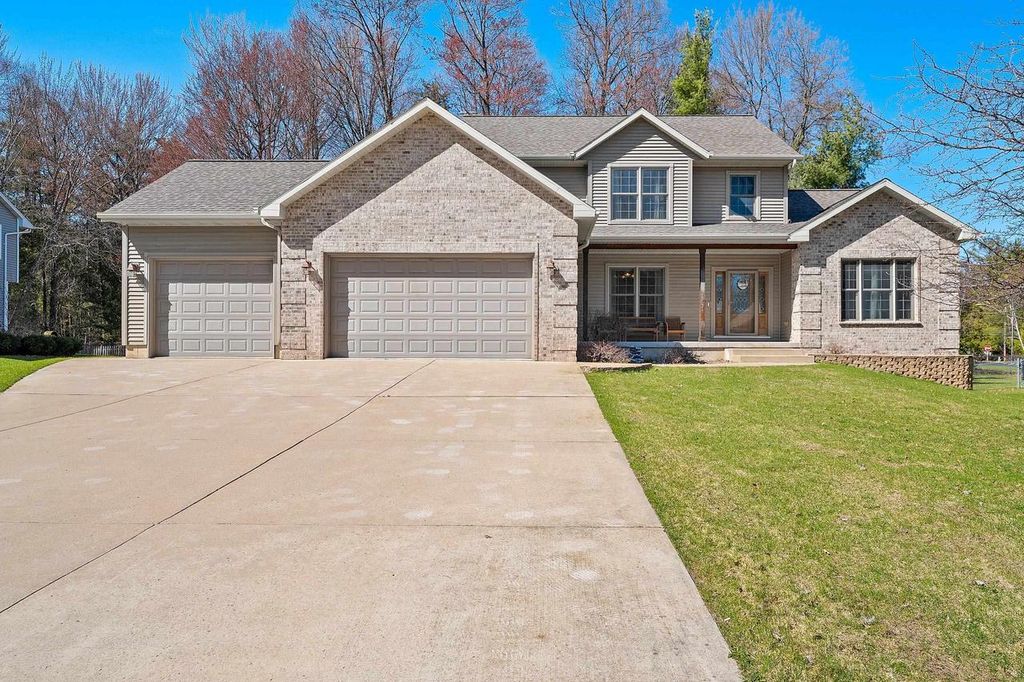 Photo of 410 Hemlock STREET, Peshtigo, WI 54157 (MLS # 50324143)