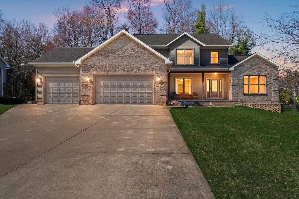 Photo of 410 Hemlock STREET, Peshtigo, WI 54157 (MLS # 50324143)