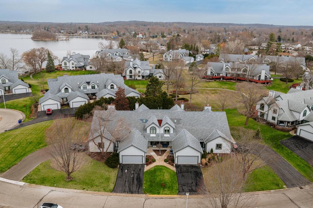 Photo of S75W17702 Harbor CIRCLE #C, Muskego, WI 53150 (MLS # 1956788)