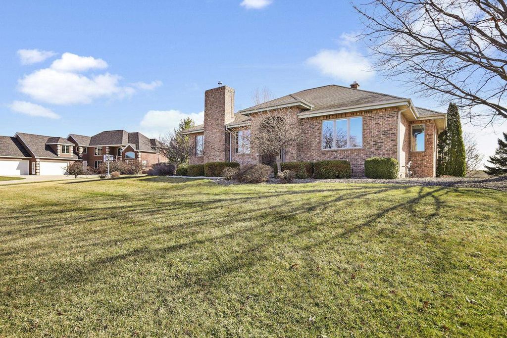 Photo of 1854 Sheryl LANE, Stoughton, WI 53589 (MLS # 2020518)