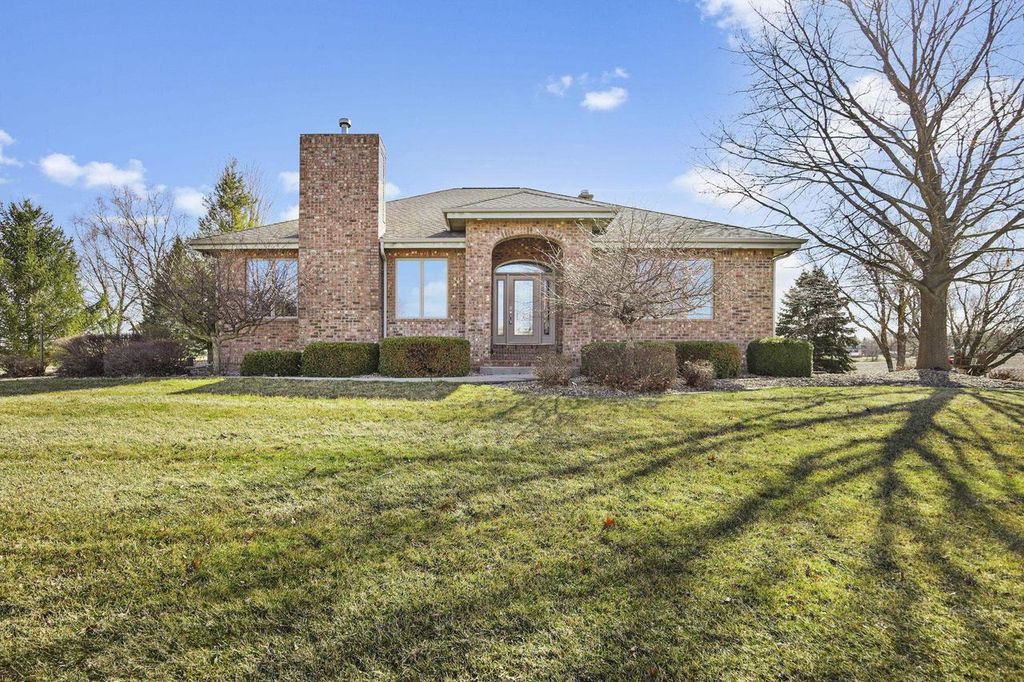 Photo of 1854 Sheryl LANE, Stoughton, WI 53589 (MLS # 2020518)