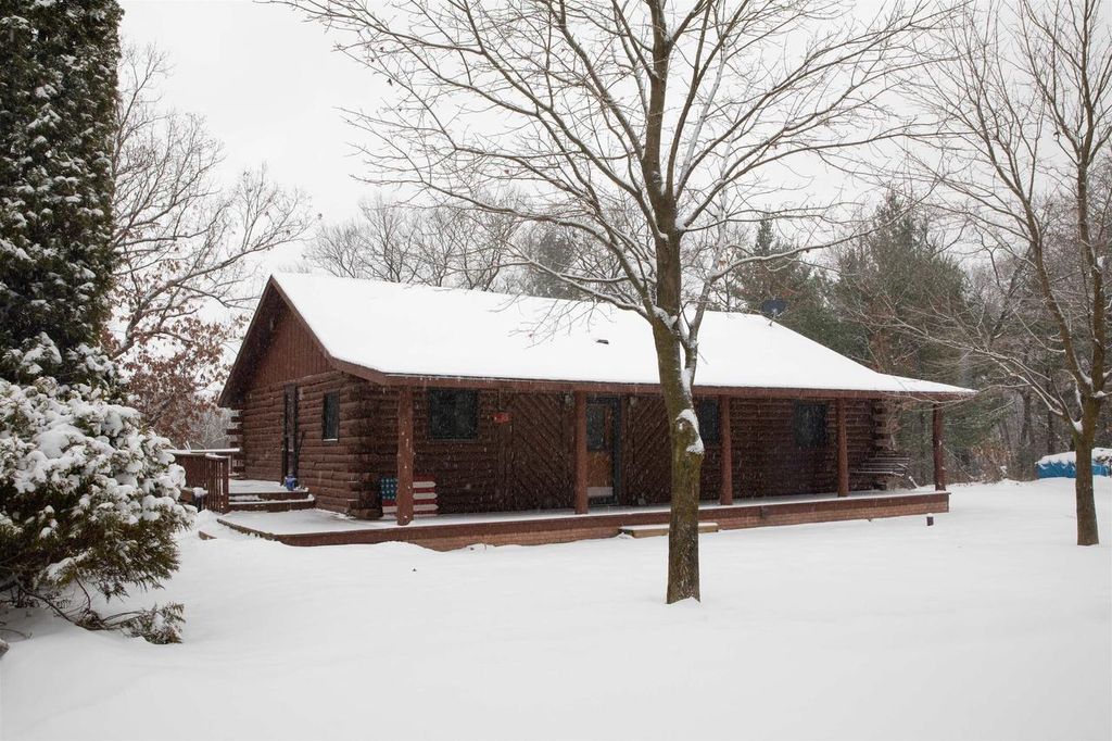 Photo of N296 4th AVENUE, Coloma, WI 54930 (MLS # 2014262)