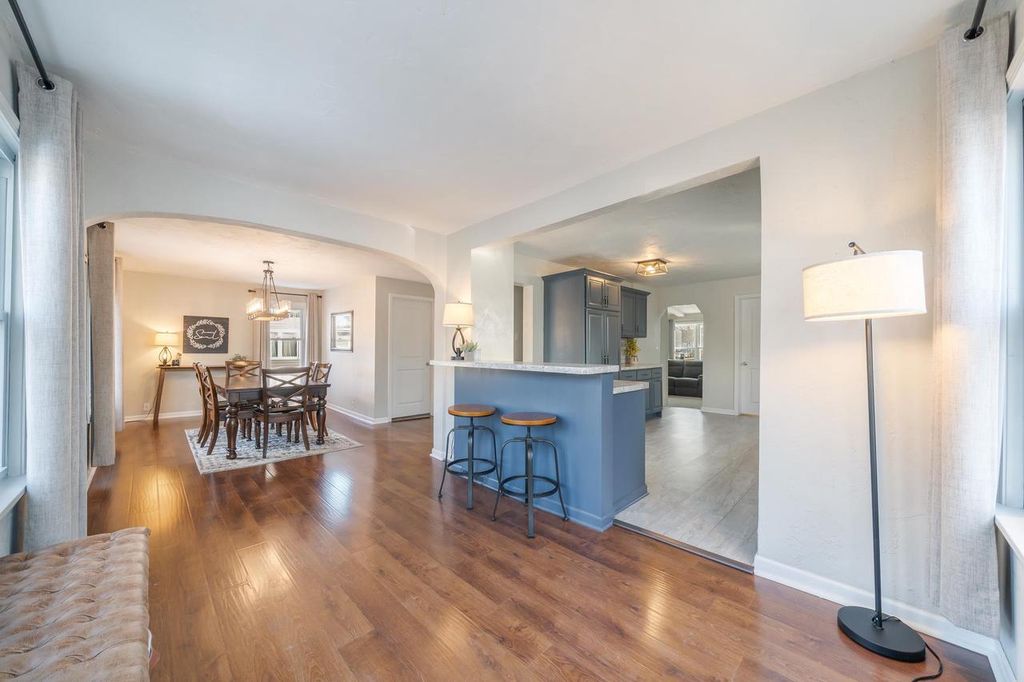 Photo of 624 E Quincy STREET, New London, WI 54961 (MLS # 50321166)