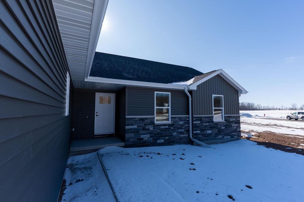 Photo of 1255 W Thorn Creek DRIVE, Hilbert, WI 54129 (MLS # 50320991)