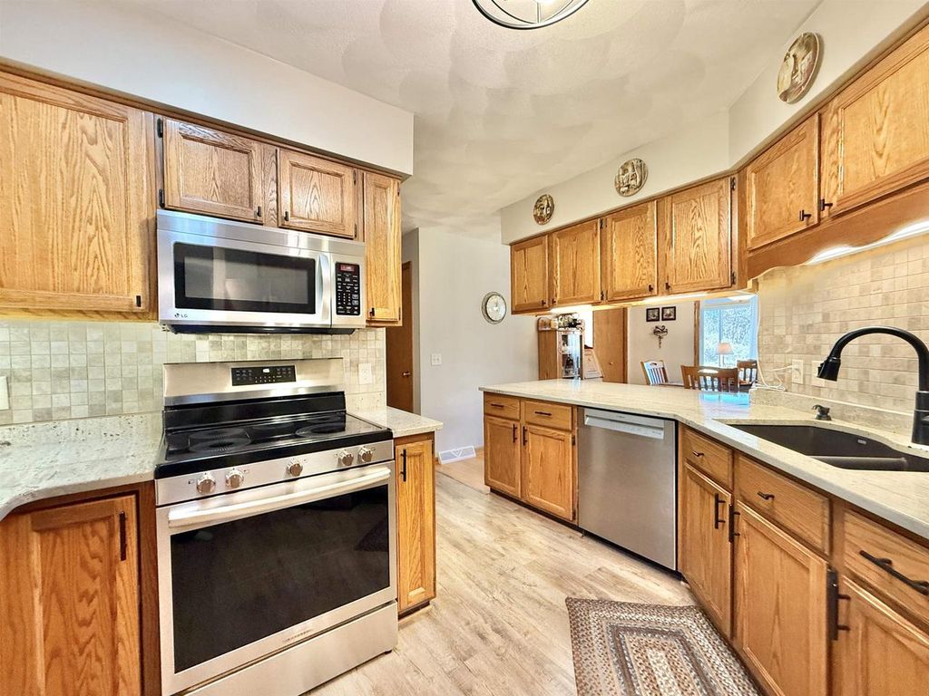 Photo of 3914 E Milwaukee STREET, Janesville, WI 53546 (MLS # 2012033)