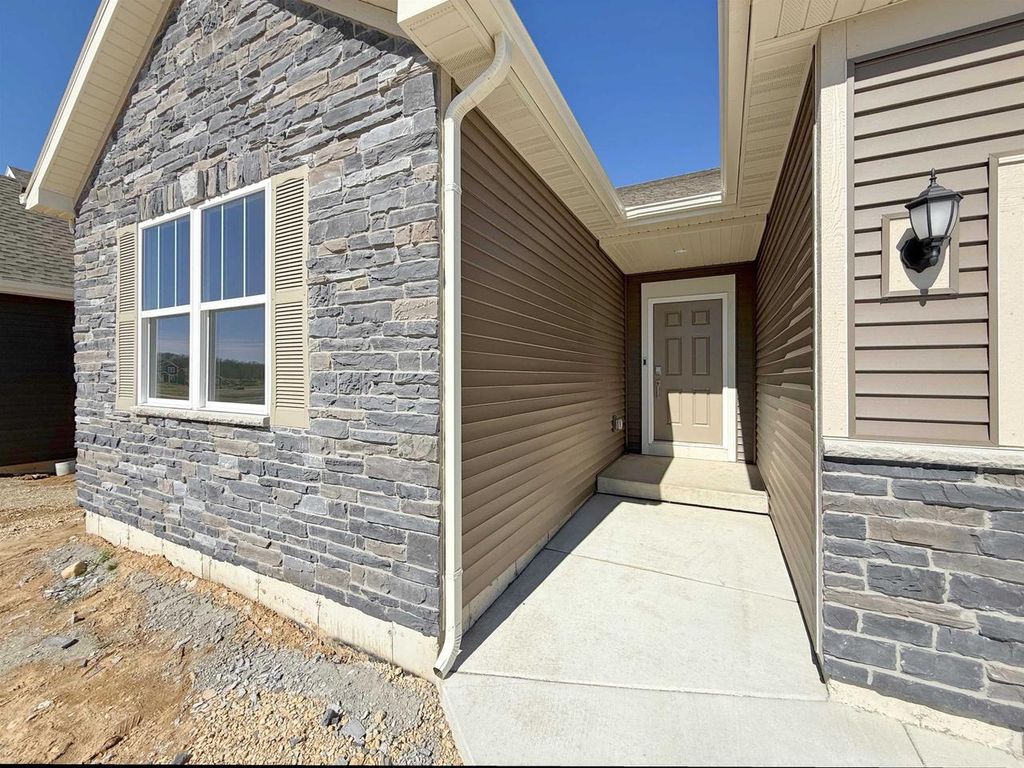 Photo of 608 Boulder LANE #39, Stoughton, WI 53589 (MLS # 2011062)