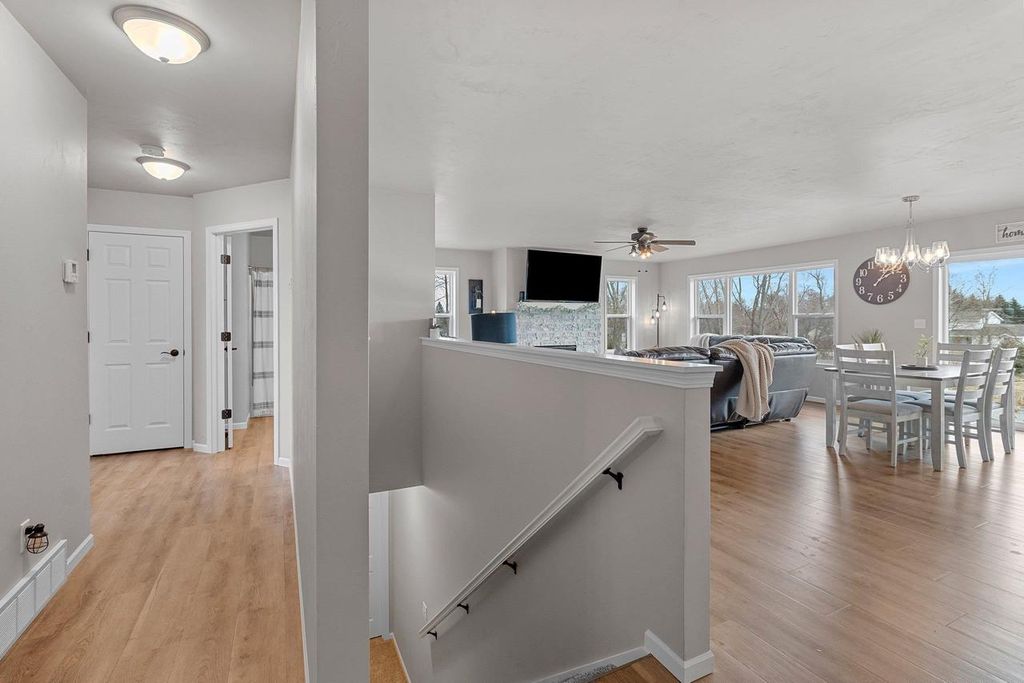 Photo of 1221 Velsen ROAD, Green Bay, WI 54313 (MLS # 50323263)