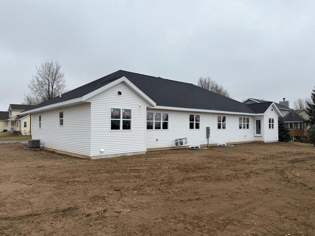 Photo of 1127 Parkview STREET, Cottage Grove, WI 53527 (MLS # 2018319)