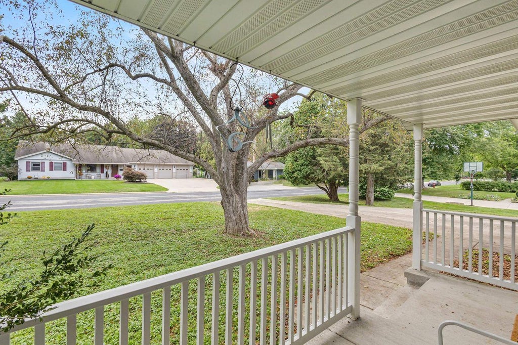 Photo of 4808 Midmoor ROAD, Monona, WI 53716 (MLS # 2030339)