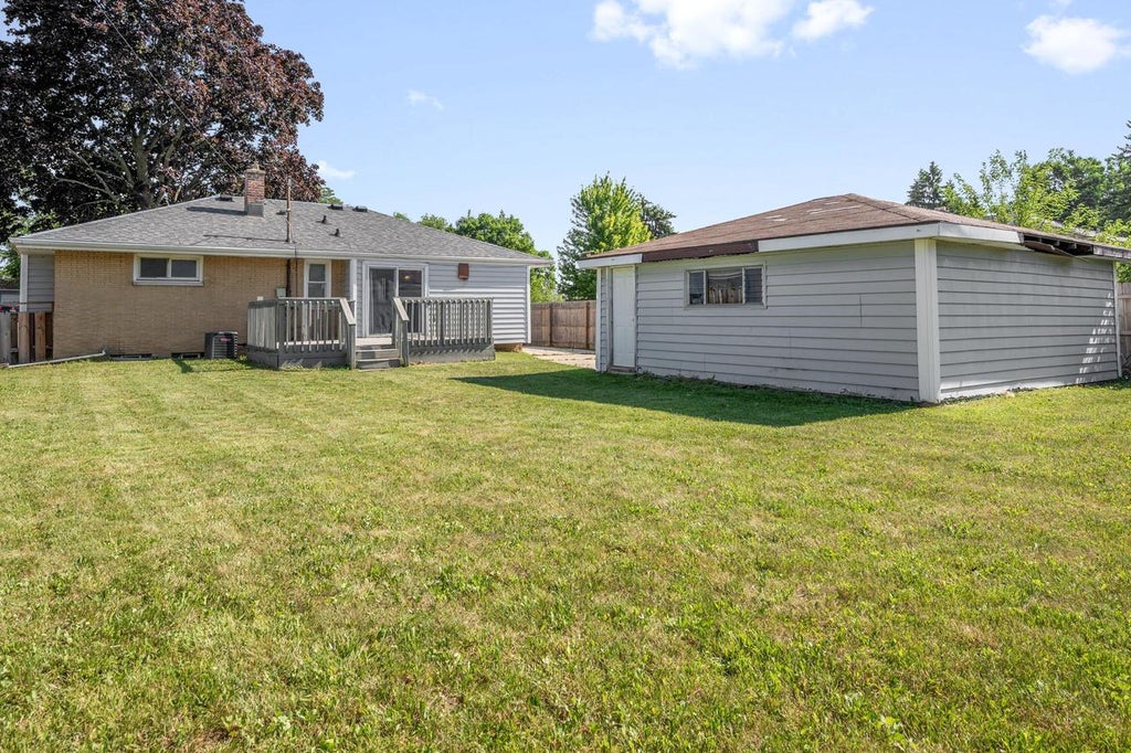 Photo of 7719 W Winfield AVENUE, Milwaukee, WI 53218 (MLS # 1981709)
